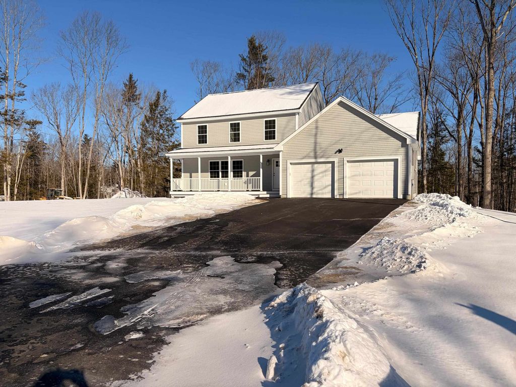 Photo of 1 Blaisdell Court, Raymond, NH 03077 (MLS # 5048986)