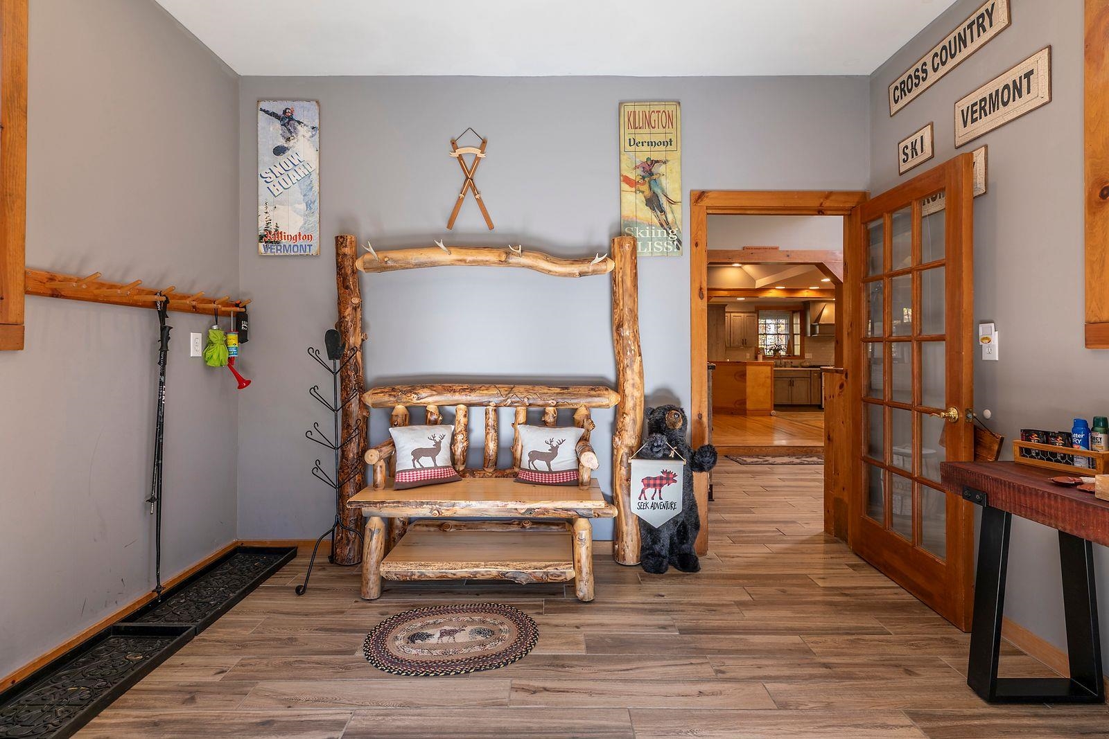 4427 West Hill Road South