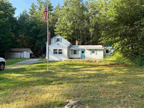 Photo of 167 branch londonderry Turnpike, Hopkinton, NH 03229 (MLS # 5069713)