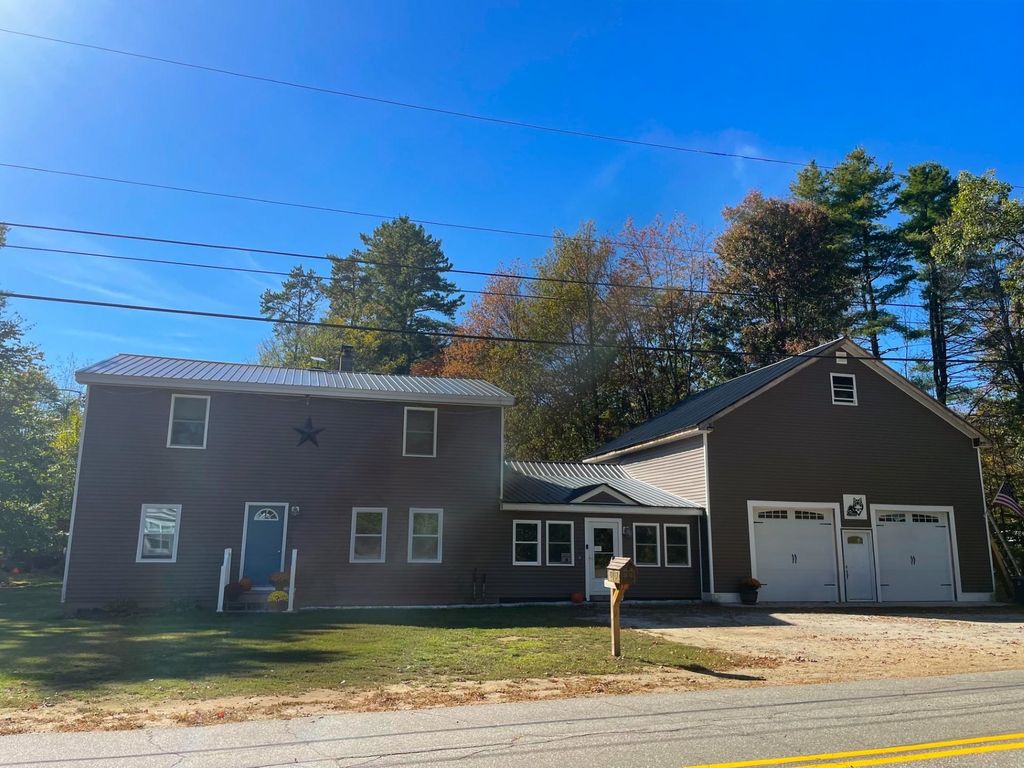Photo of 21 Lake Avenue, Franklin, NH 03235 (MLS # 5067360)