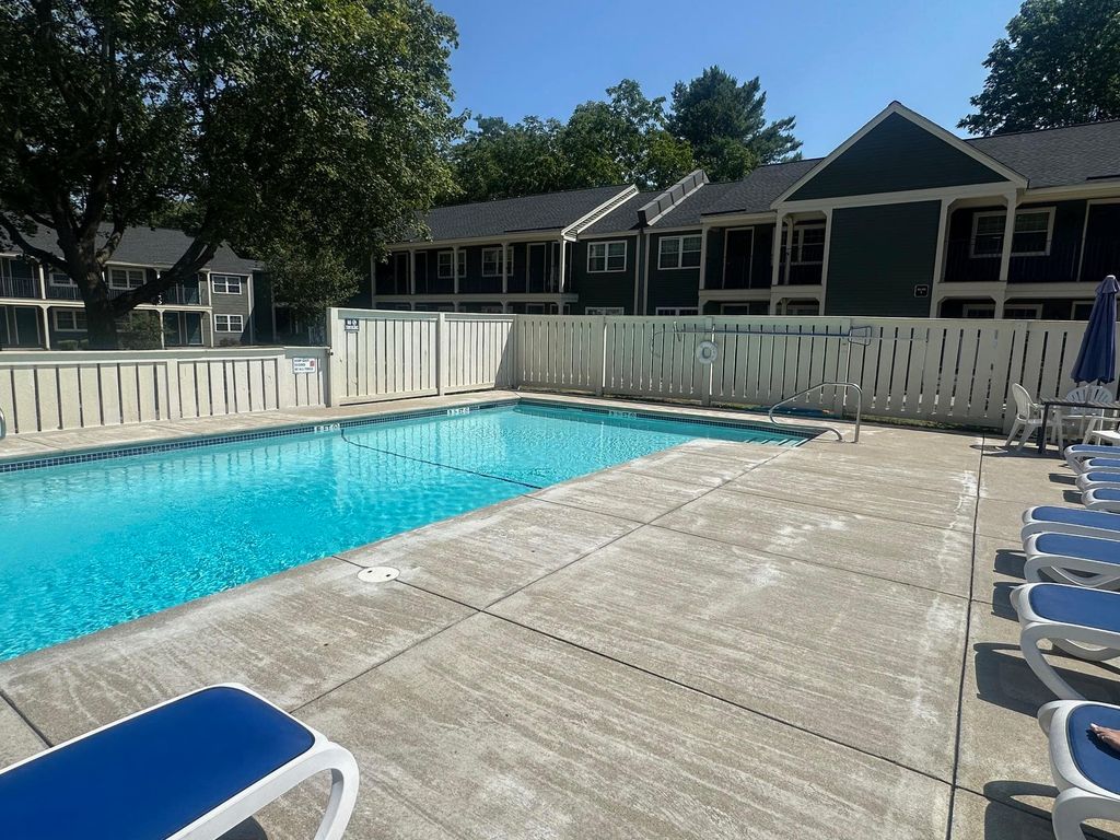 Photo of 93 henry Law Avenue #61, Dover, NH 03820 (MLS # 5056481)