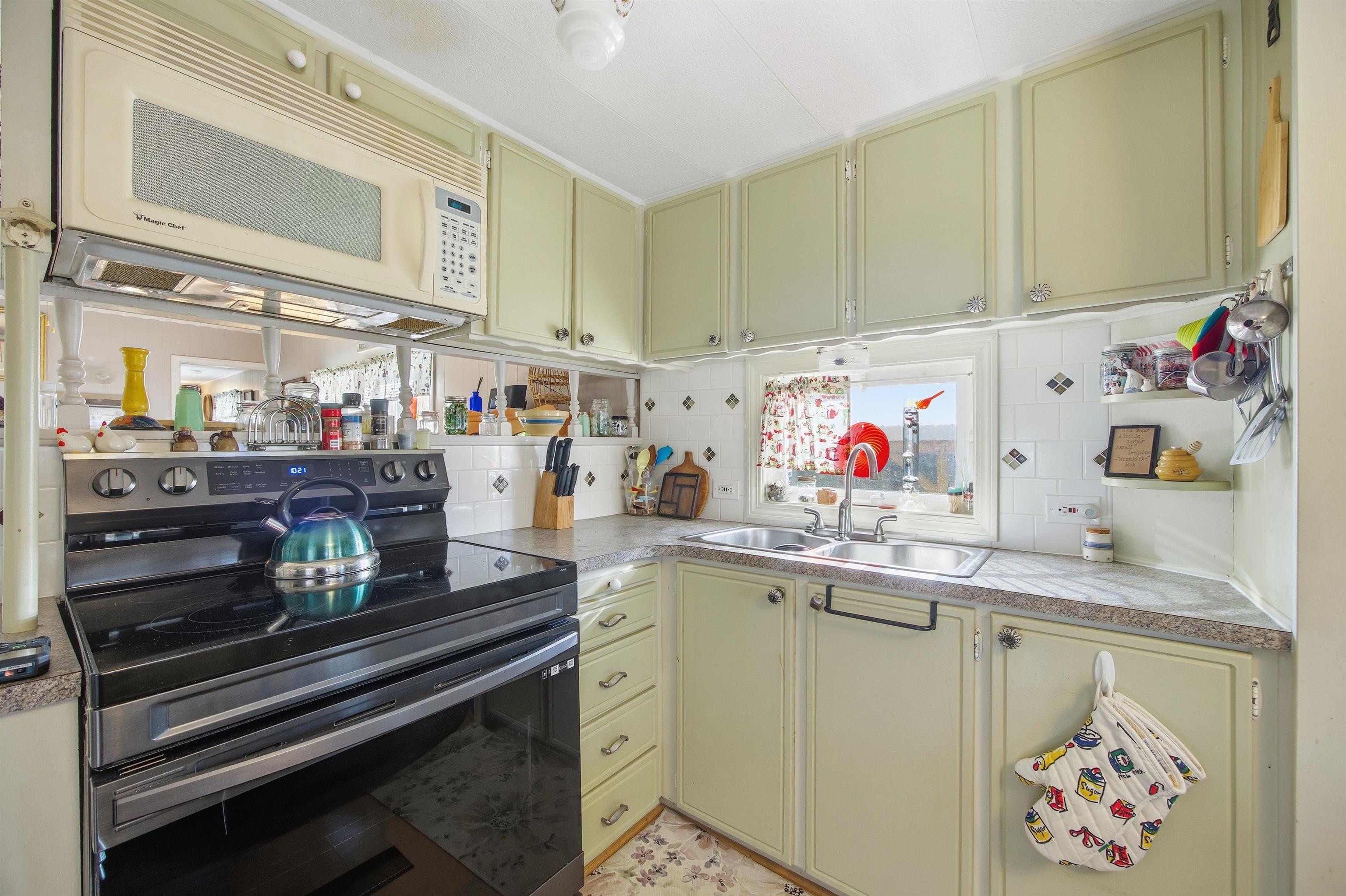 862 Mayhew Turnpike 1