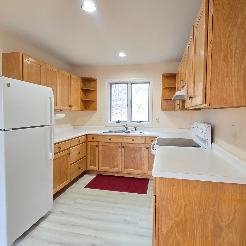 Photo of 126 Range Road, Alton, NH 03809 (MLS # 5085133)