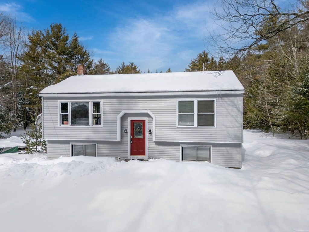 Photo of 4 SPORTSMAN Lane, Rindge, NH 03461 (MLS # 5077599)