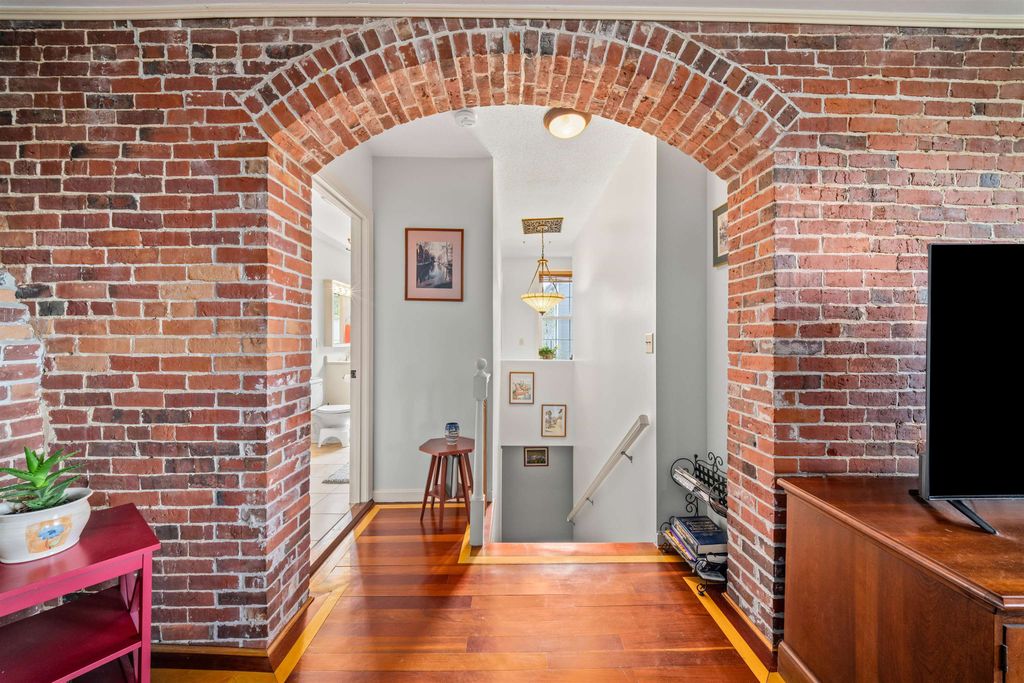 Photo of 711 Central Avenue #1, Dover, NH 03820 (MLS # 5090028)