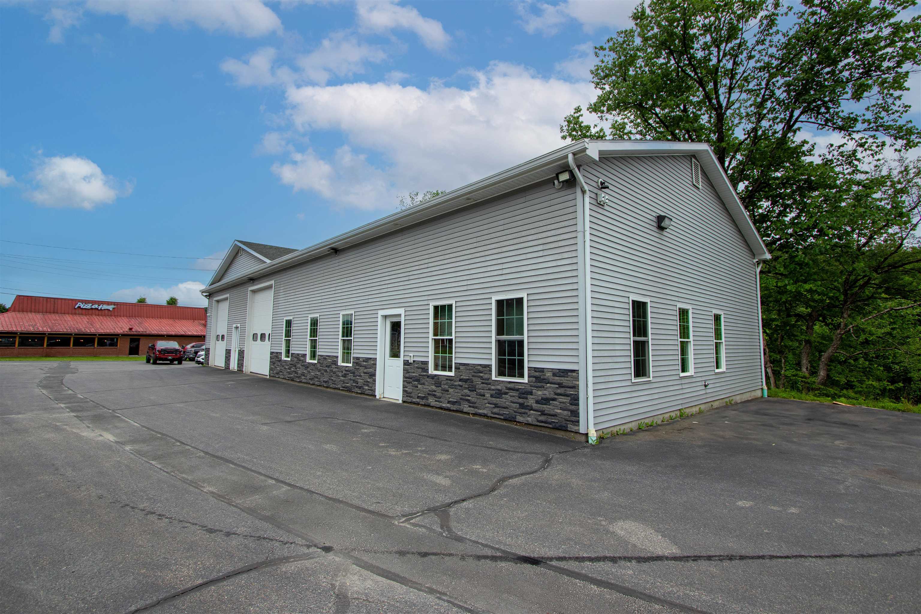 1049 Memorial Drive