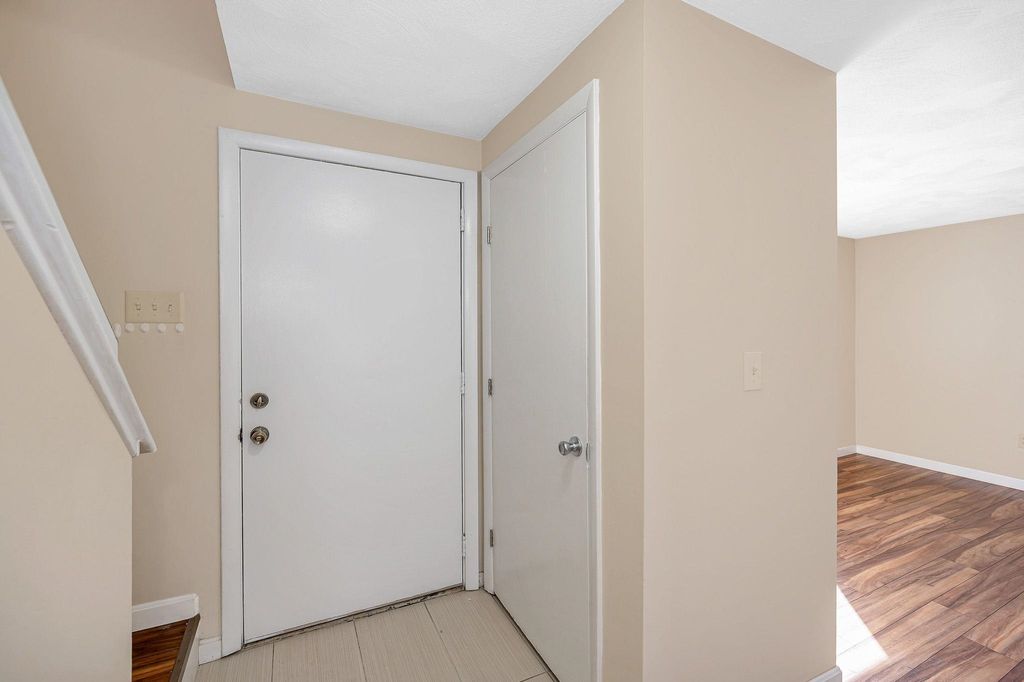 Photo of 3 Black Oak Drive #C, Nashua, NH 03062 (MLS # 5078402)