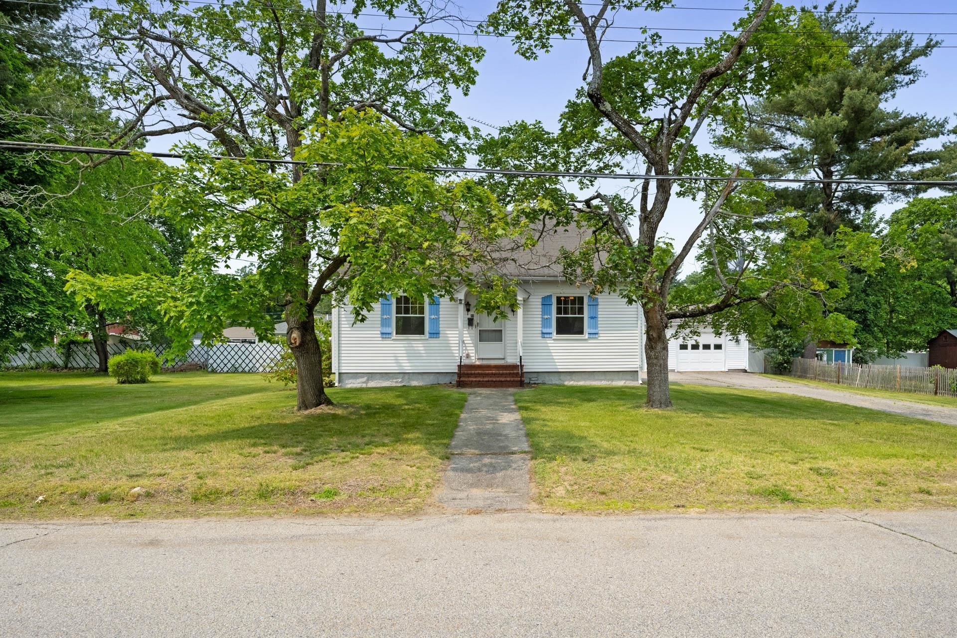 Nashua, New Hampshire 03064, United States, 3 Bedrooms Bedrooms, ,2 BathroomsBathrooms,Residential,Pending,145377