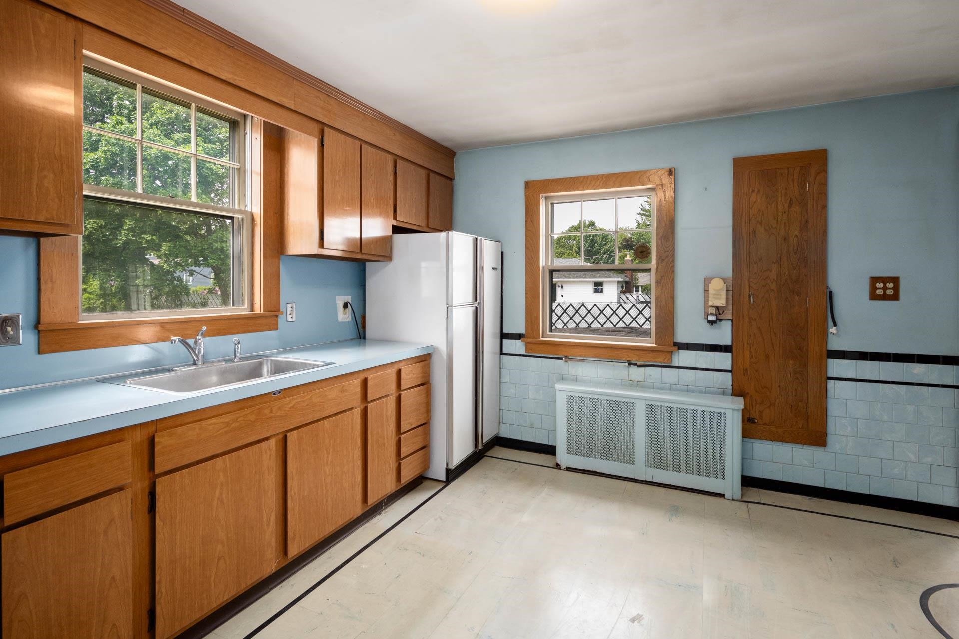 Nashua, New Hampshire 03064, United States, 3 Bedrooms Bedrooms, ,2 BathroomsBathrooms,Residential,Pending,145377