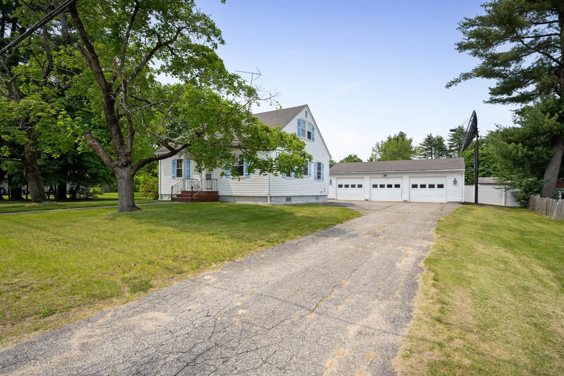 Nashua, New Hampshire 03064, United States, 3 Bedrooms Bedrooms, ,2 BathroomsBathrooms,Residential,Pending,145377