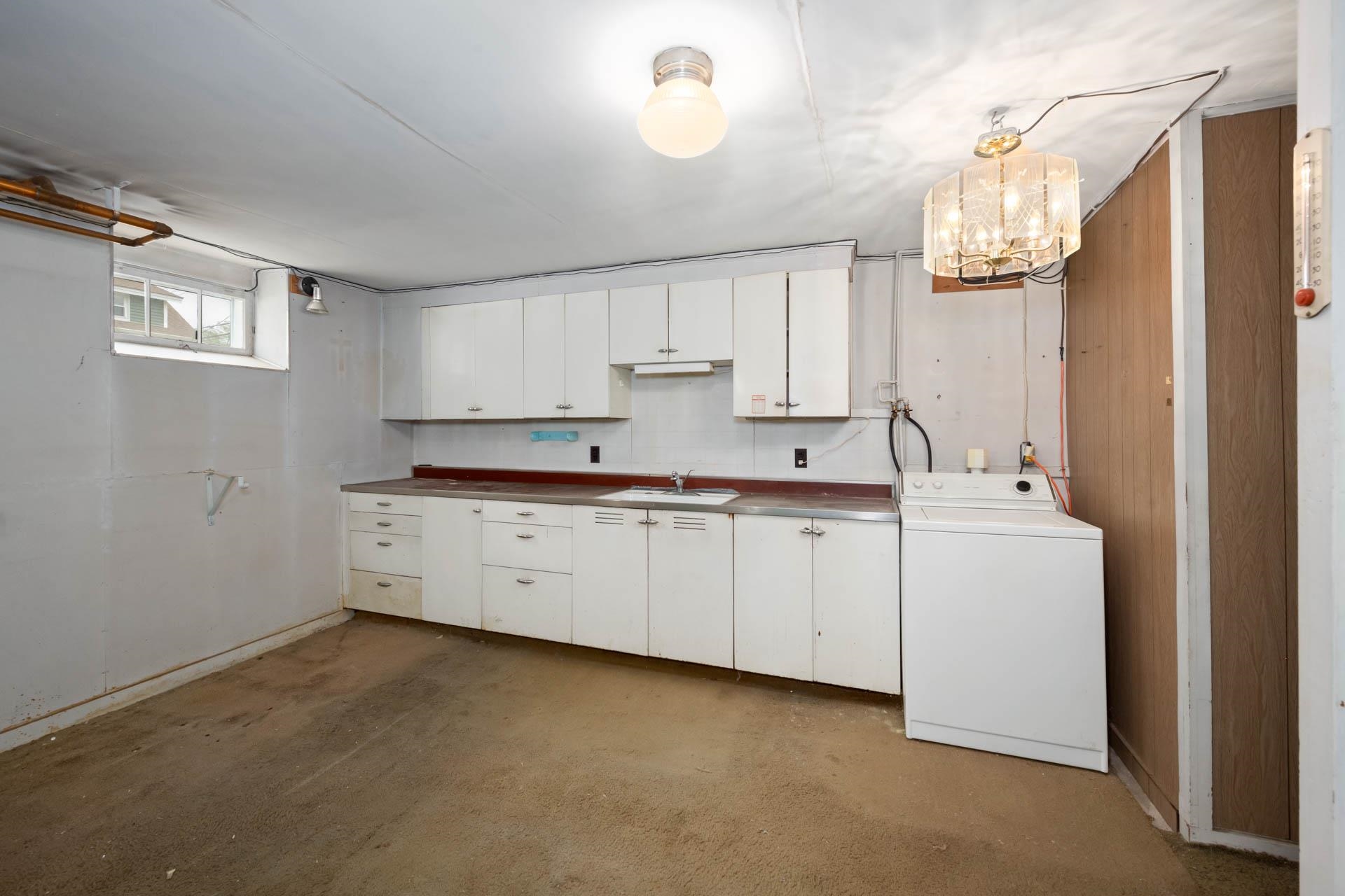 Nashua, New Hampshire 03064, United States, 3 Bedrooms Bedrooms, ,2 BathroomsBathrooms,Residential,Pending,145377