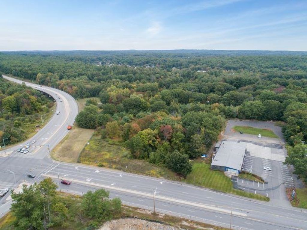 Photo of 24 Rockingham Road, Windham, NH 03087 (MLS # 5032880)