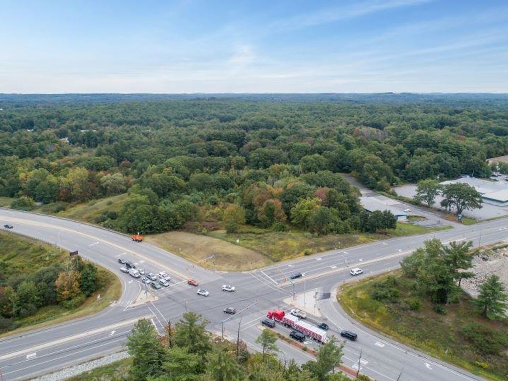 Photo of 24 Rockingham Road, Windham, NH 03087 (MLS # 5032880)