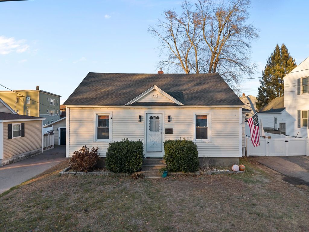 Photo of 39 Richard Street, Manchester, NH 03103 (MLS # 5070318)