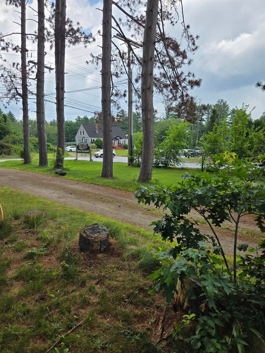 Photo of 221 Rockingham Road, Londonderry, NH 03053 (MLS # 5053921)