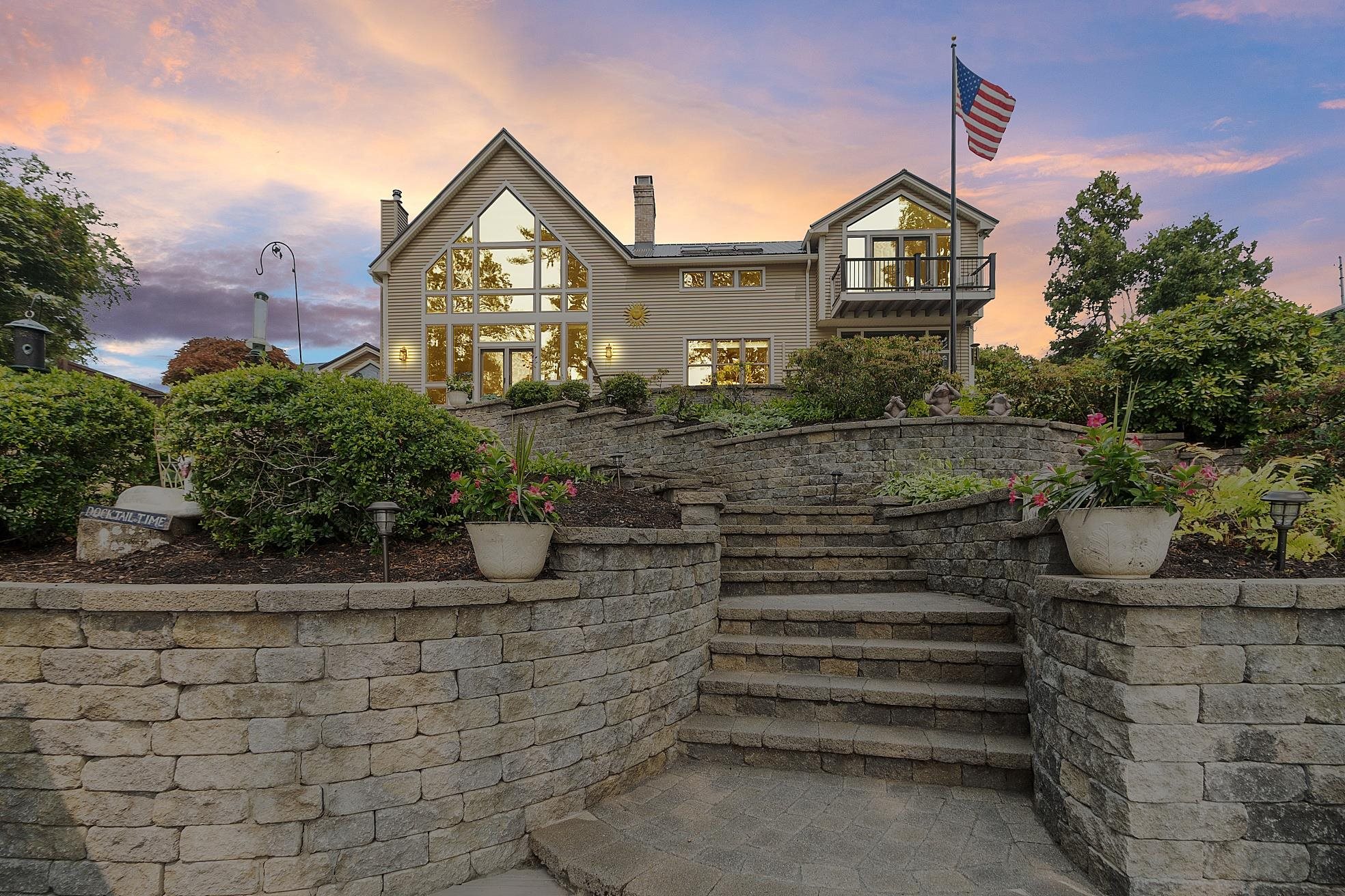 7 Duston Ridge Road