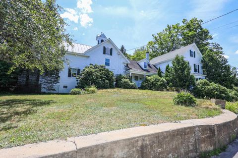 25 Pleasant Street Goffstown NH 03045