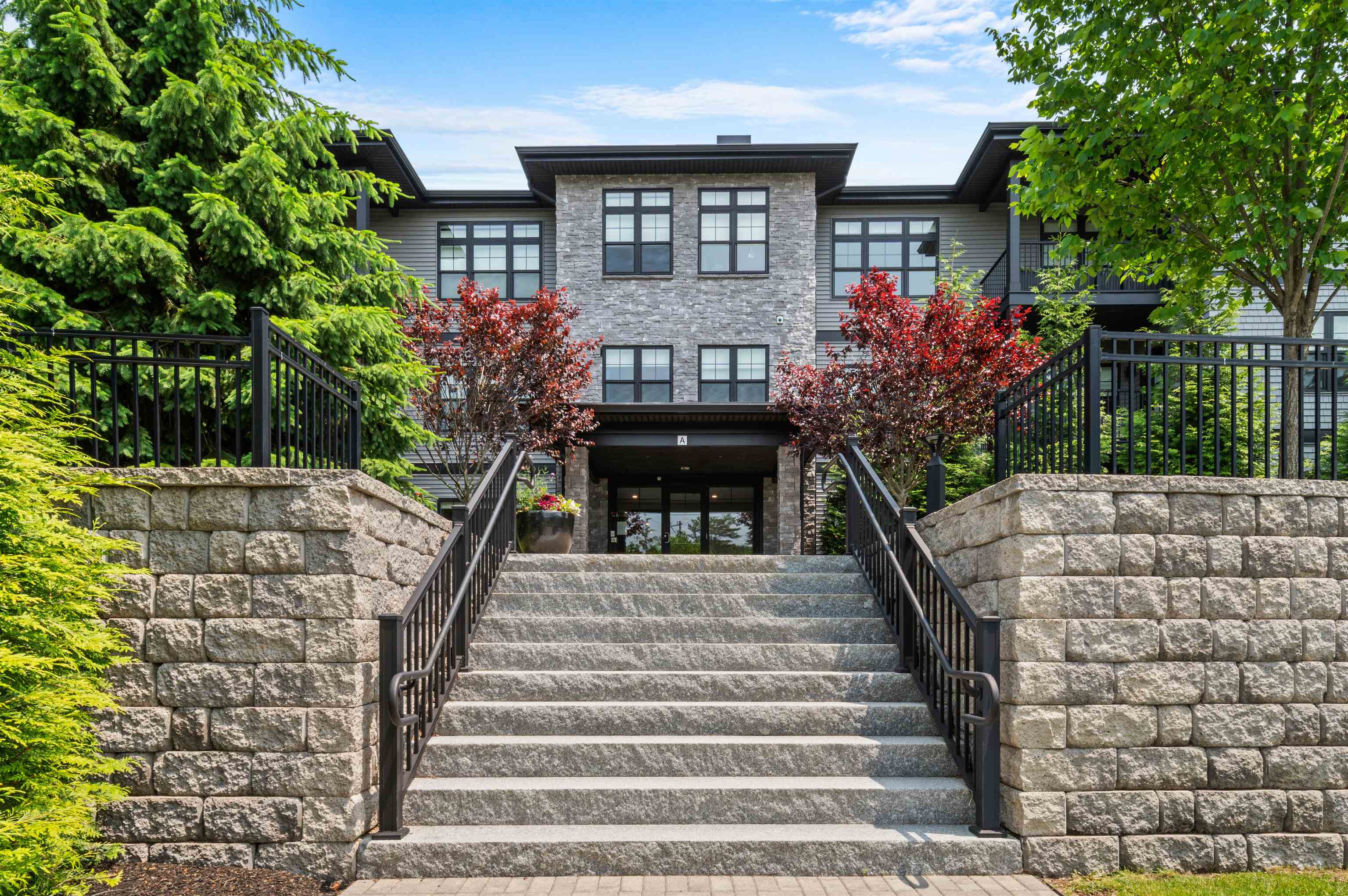2075 Lafayette Road A27