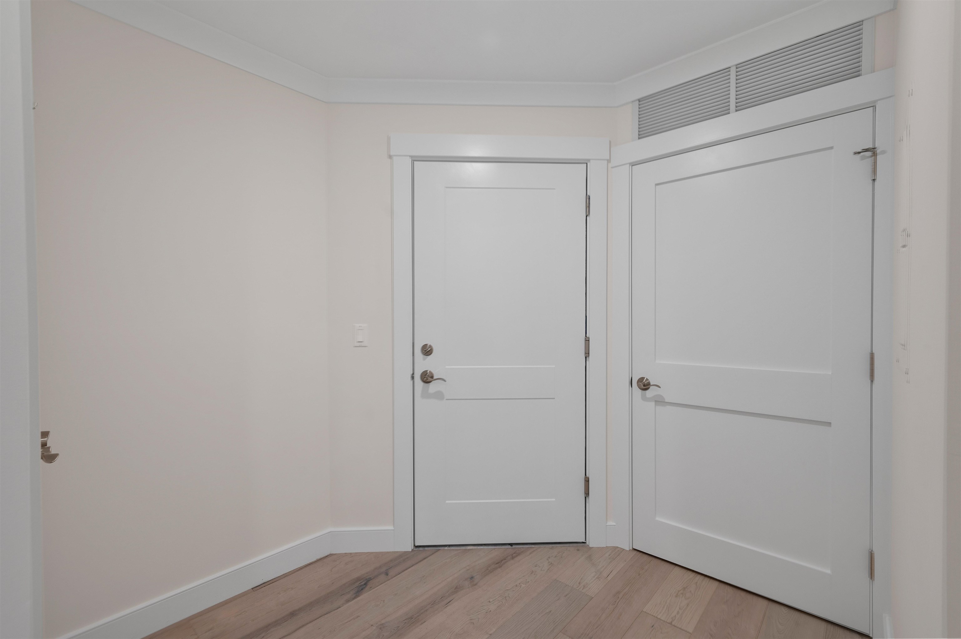 2075 Lafayette Road A27
