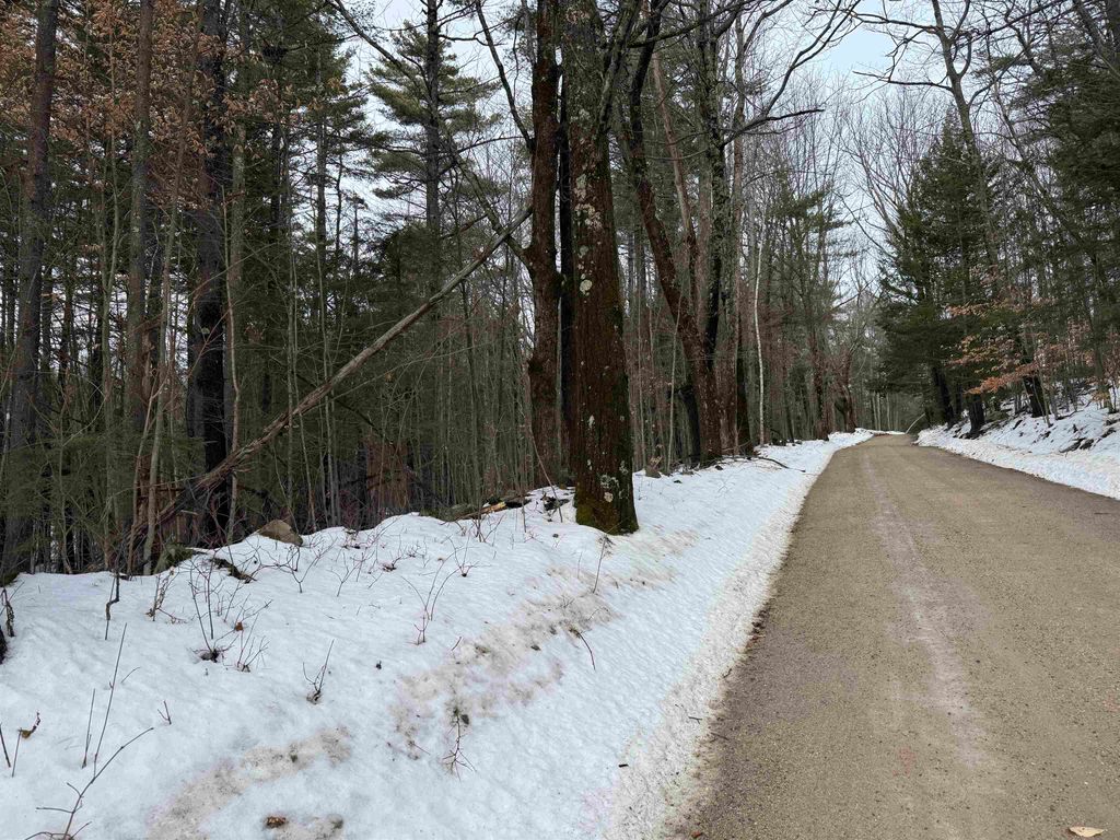 Photo of 190 Circuit Road, Ossipee, NH 03864 (MLS # 5055110)