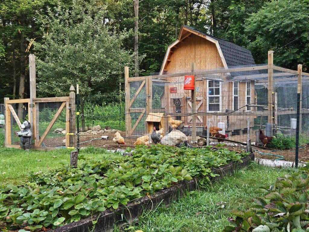 Photo of 68 White Rock Hill Road, Bow, NH 03304 (MLS # 5084299)