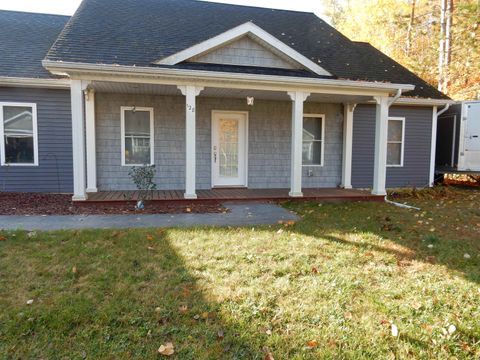128 Cherry Lane 50, 51 Newport City VT 05855