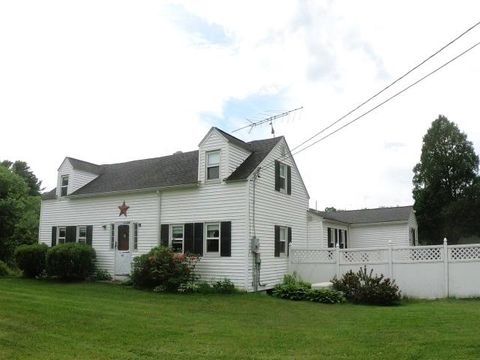 Photo of 481 Boston Post Road, Amherst, NH 03031 (MLS # 5089341)