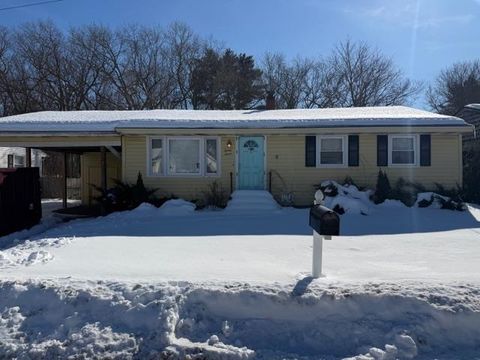 Photo of 27 Gamache Street, Manchester, NH 03102 (MLS # 5075884)