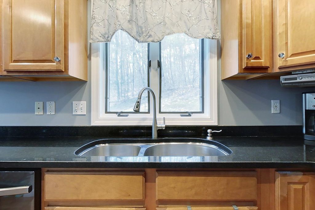 Photo of 21 Gloucester Lane #21, Nashua, NH 03063 (MLS # 5084872)