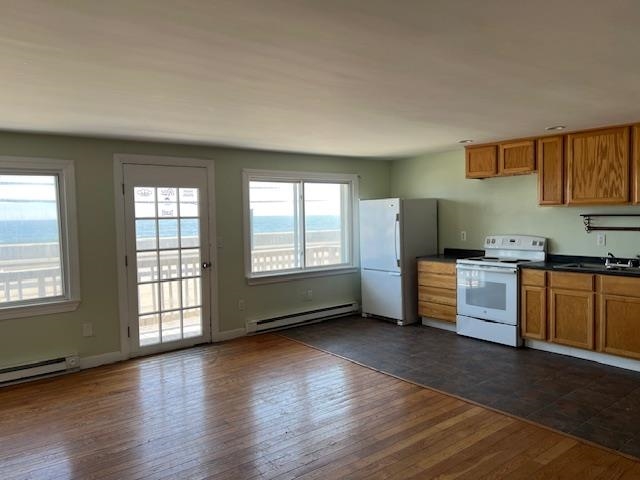 597 Ocean Boulevard