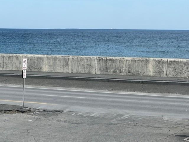 597 Ocean Boulevard