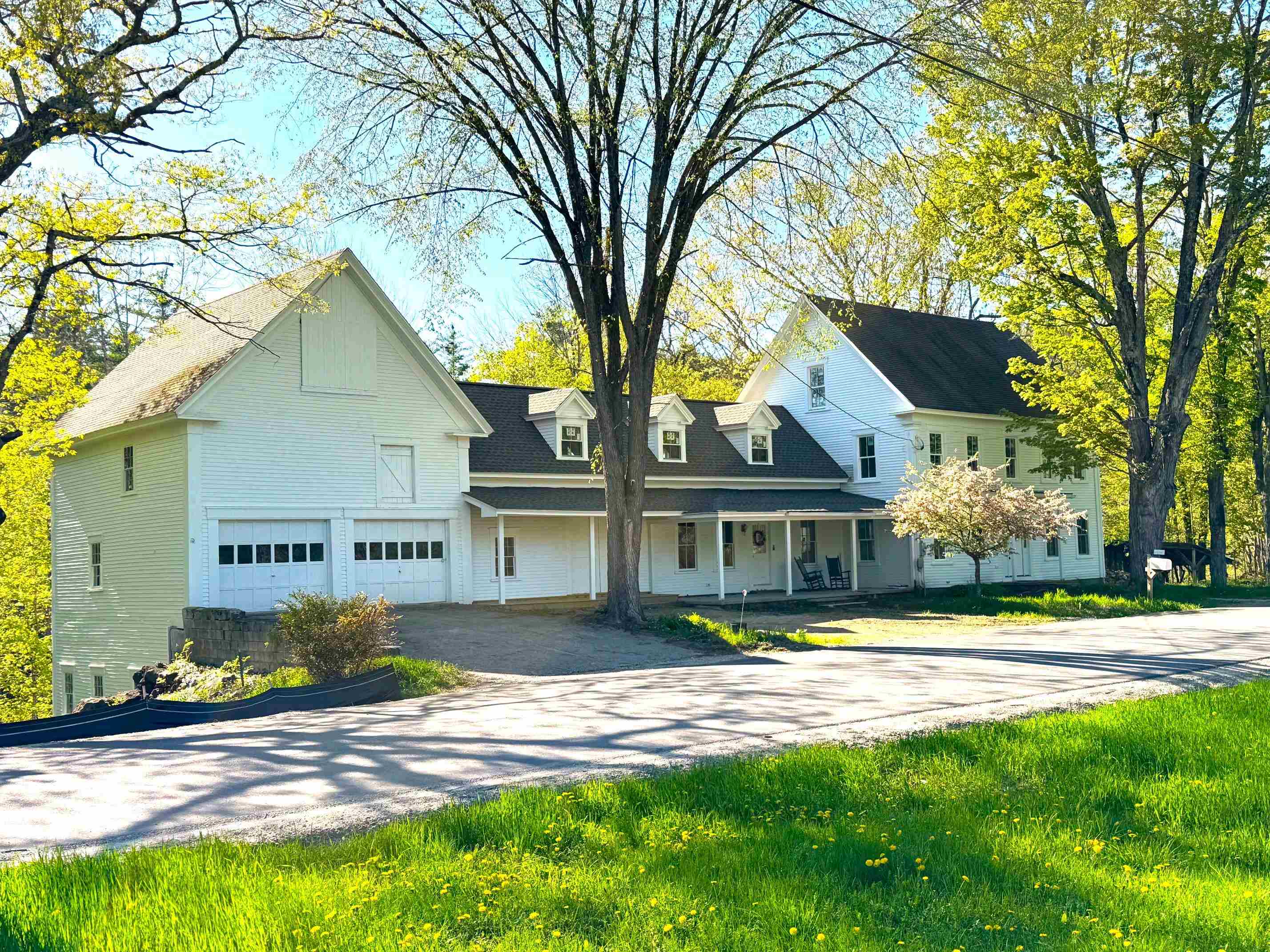 516 W Salisbury Road
