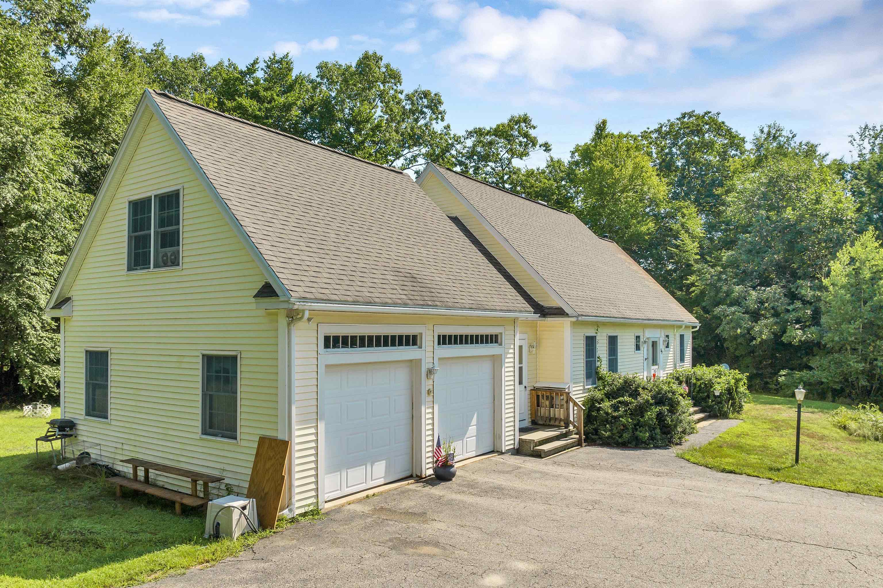 39 Winnipesaukee Drive