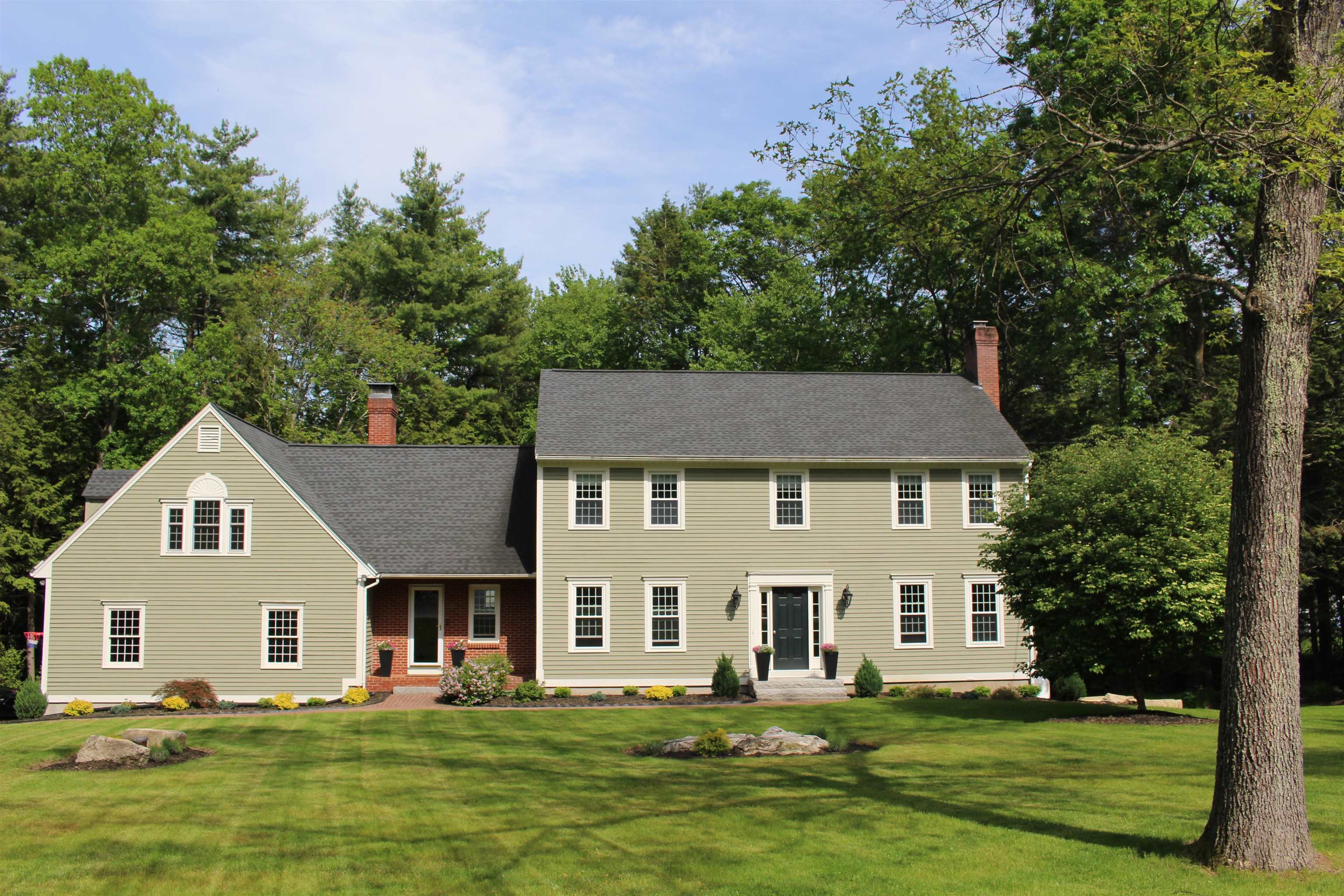 1 Fieldstone Drive