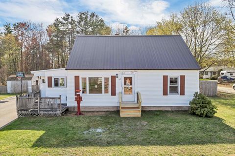 33 Davis Street Somersworth NH 03878