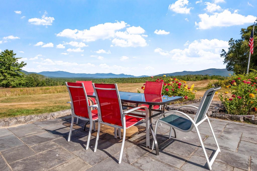 Photo of 5 Ferry Road, Moultonborough, NH 03254 (MLS # 5079406)