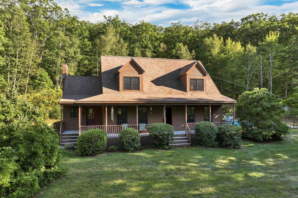 Photo of 90 Towle Pasture Drive, Epsom, NH 03234 (MLS # 5060621)