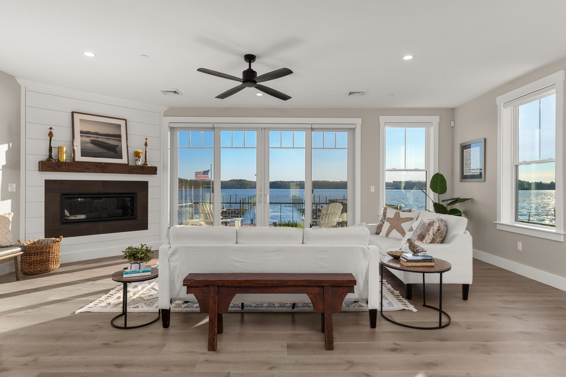 33 LITTLE BAY Drive