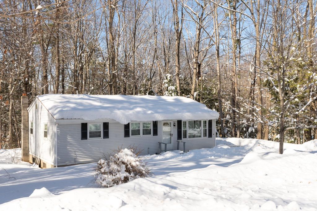 Photo of 54 Woodland Grove Road, Conway, NH 03818 (MLS # 5077423)
