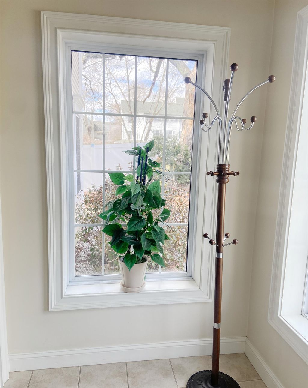 Photo of 84 W Broadway Street, Derry, NH 03038 (MLS # 5085300)