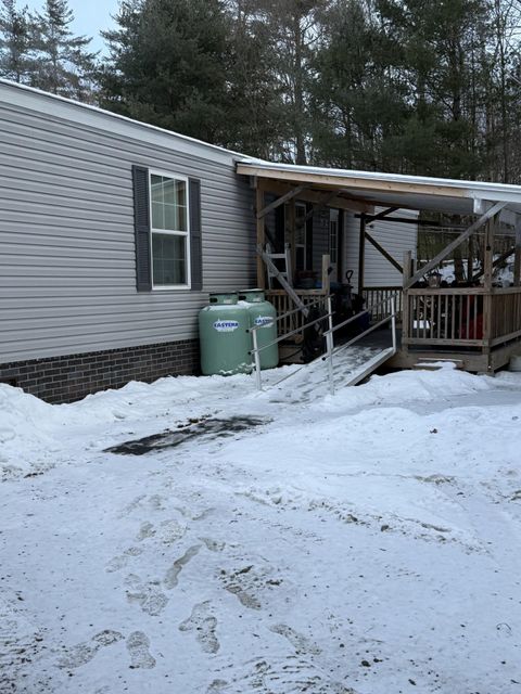 34 Ponderosa Park Charlestown NH 03603