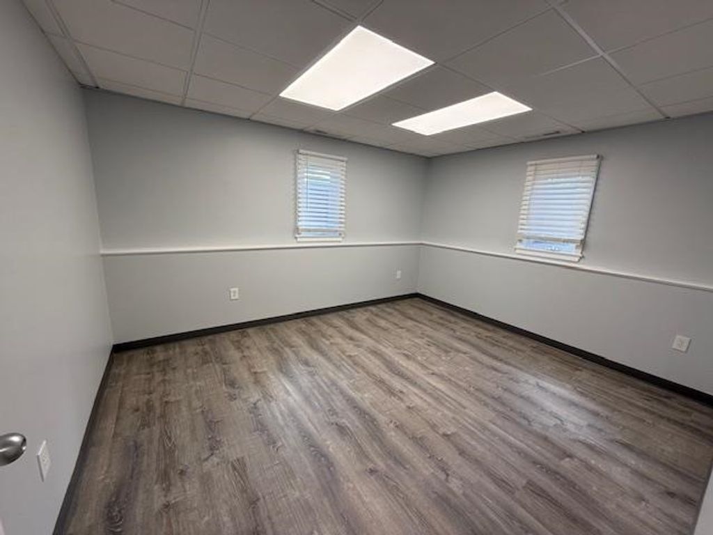 Photo of 13 Orchard View Drive #13, Londonderry, NH 03053 (MLS # 5062624)