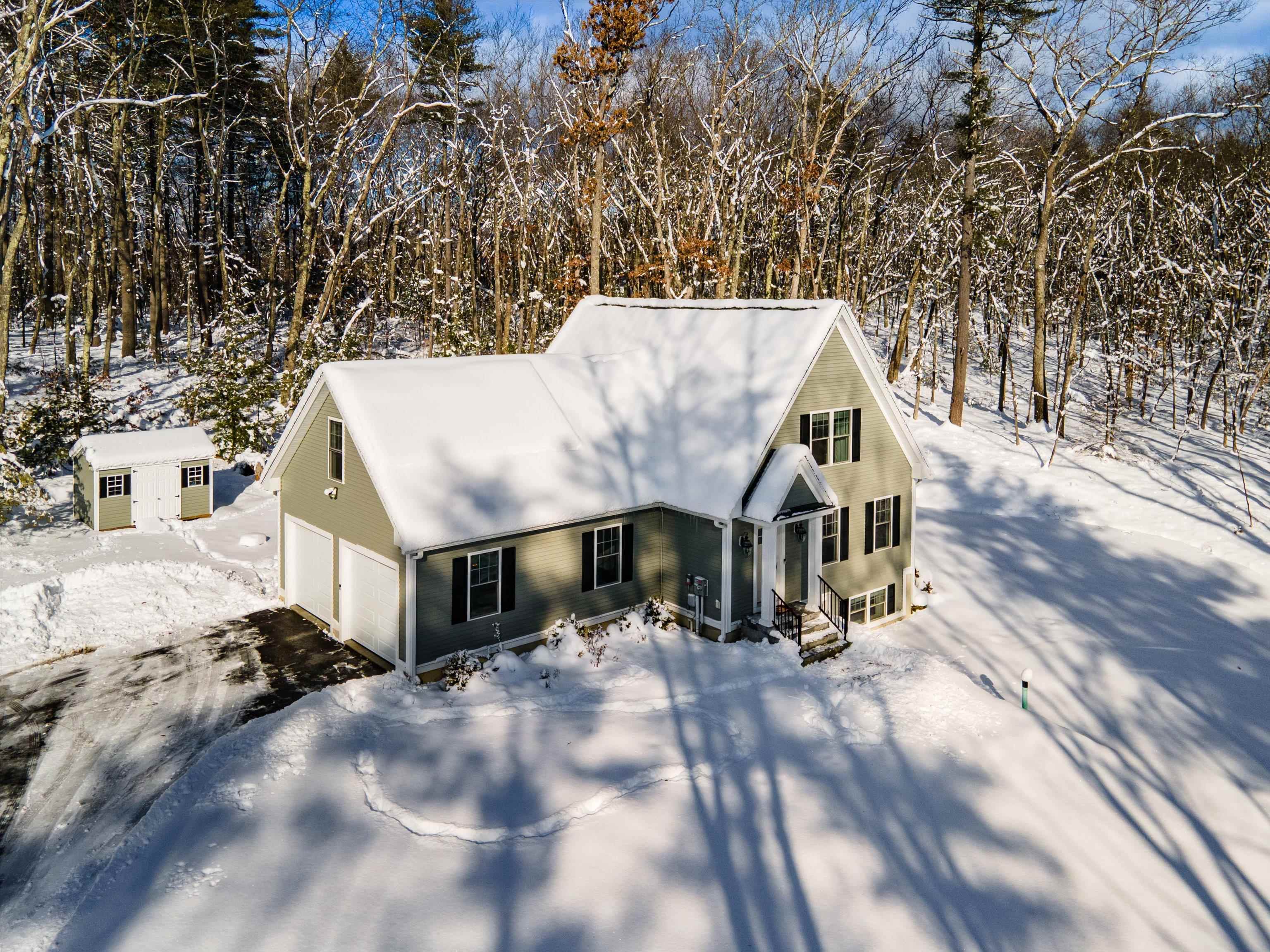 Windham, New Hampshire 03087, United States, 3 Bedrooms Bedrooms, ,2 BathroomsBathrooms,Residential,Active,98468