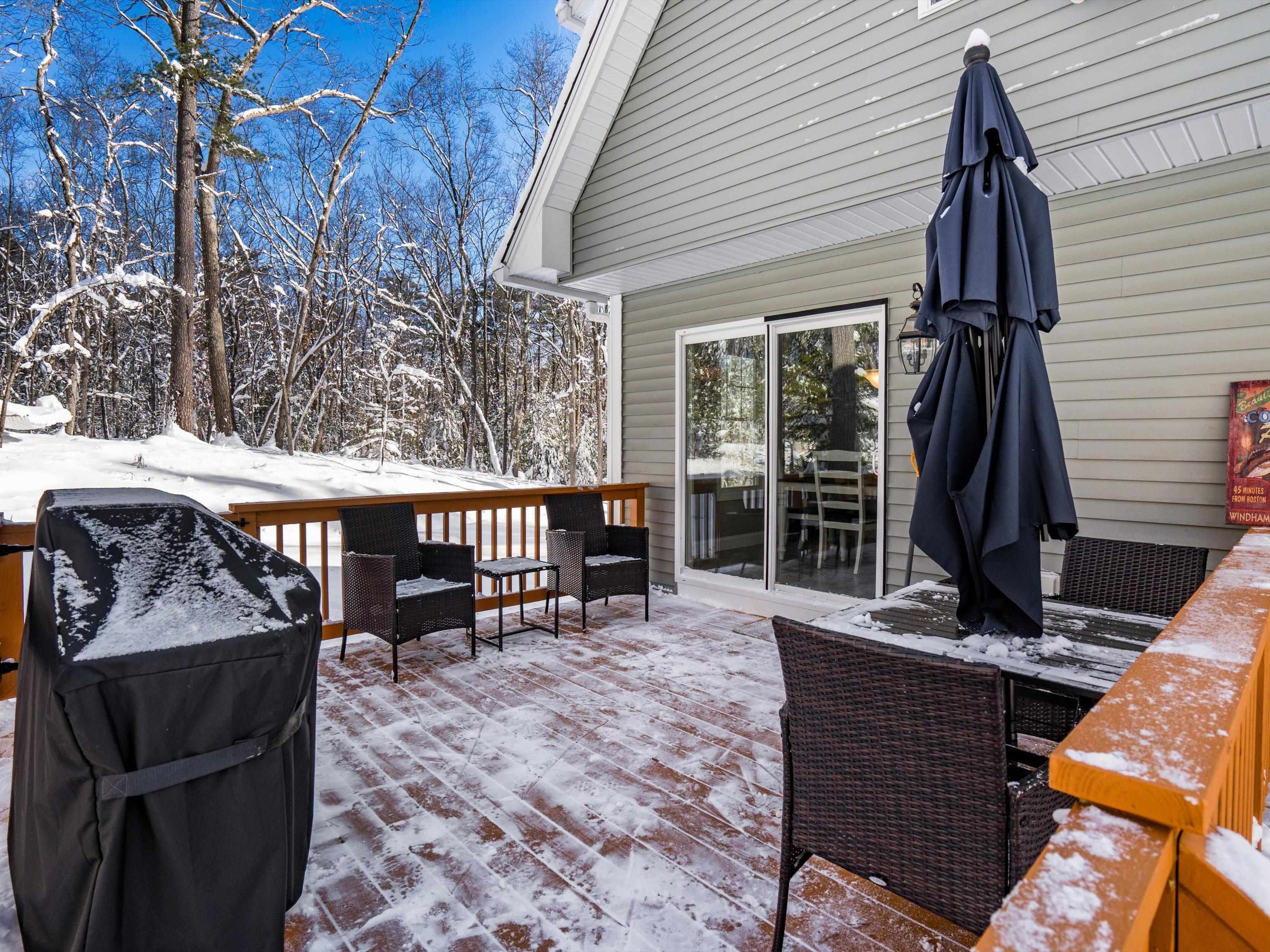 Windham, New Hampshire 03087, United States, 3 Bedrooms Bedrooms, ,2 BathroomsBathrooms,Residential,Active,98468