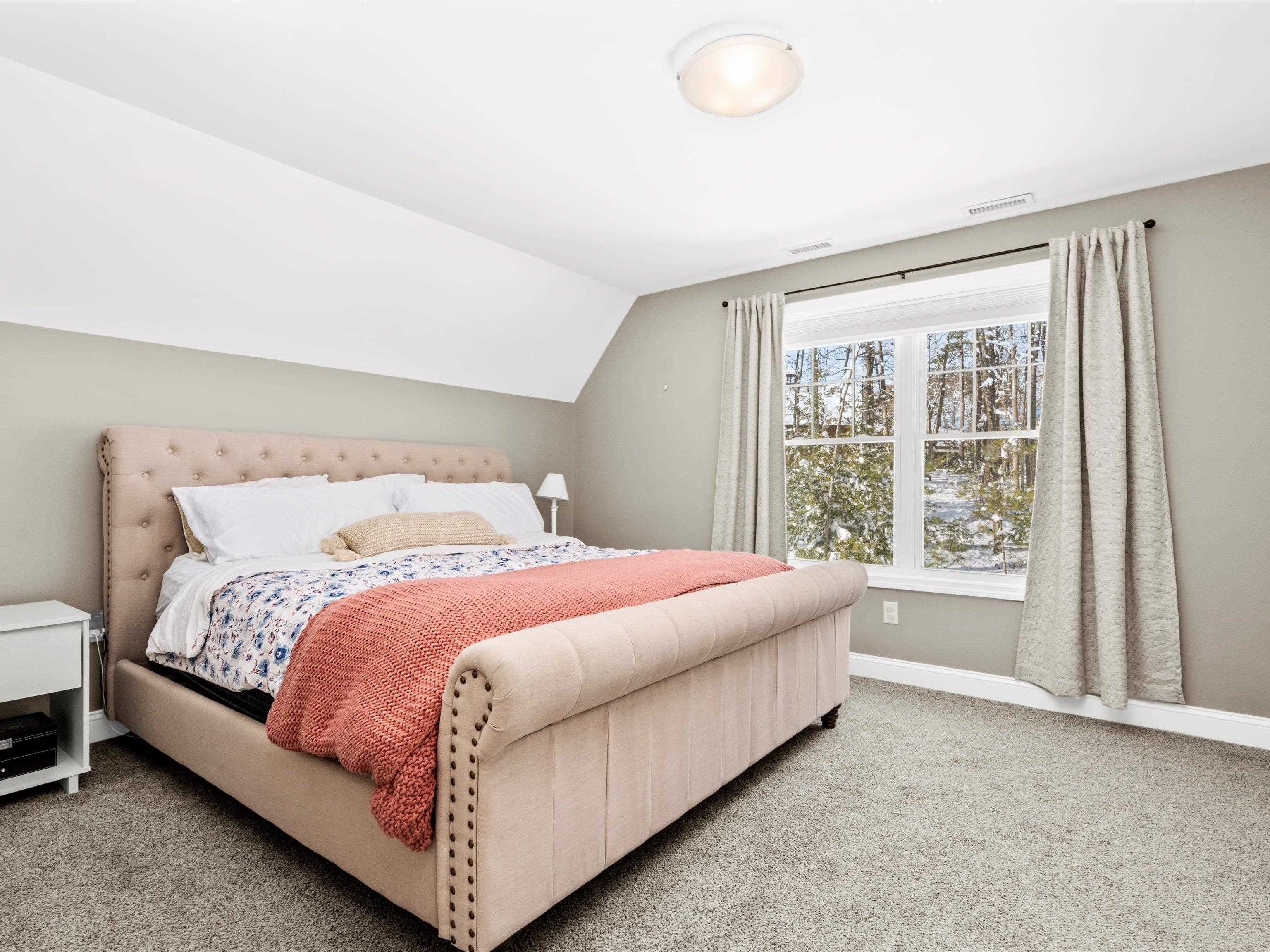 Windham, New Hampshire 03087, United States, 3 Bedrooms Bedrooms, ,2 BathroomsBathrooms,Residential,Active,98468