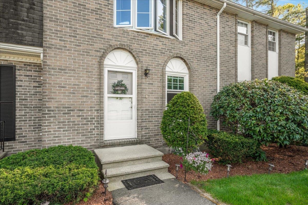 107 Fieldstone Drive