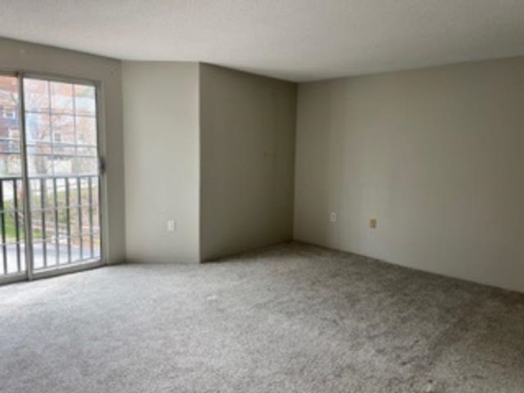 Photo of 161 Cannongate III Drive, Nashua, NH 03063 (MLS # 5084676)