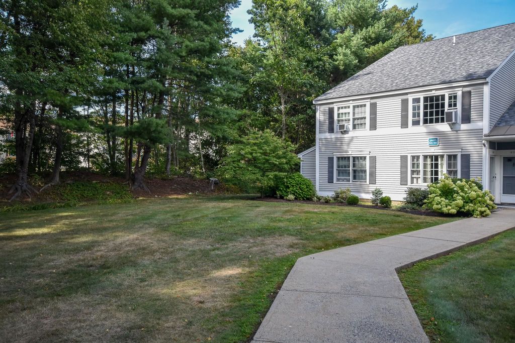Photo of 416 Springbrook Circle #416, Portsmouth, NH 03801 (MLS # 5060727)