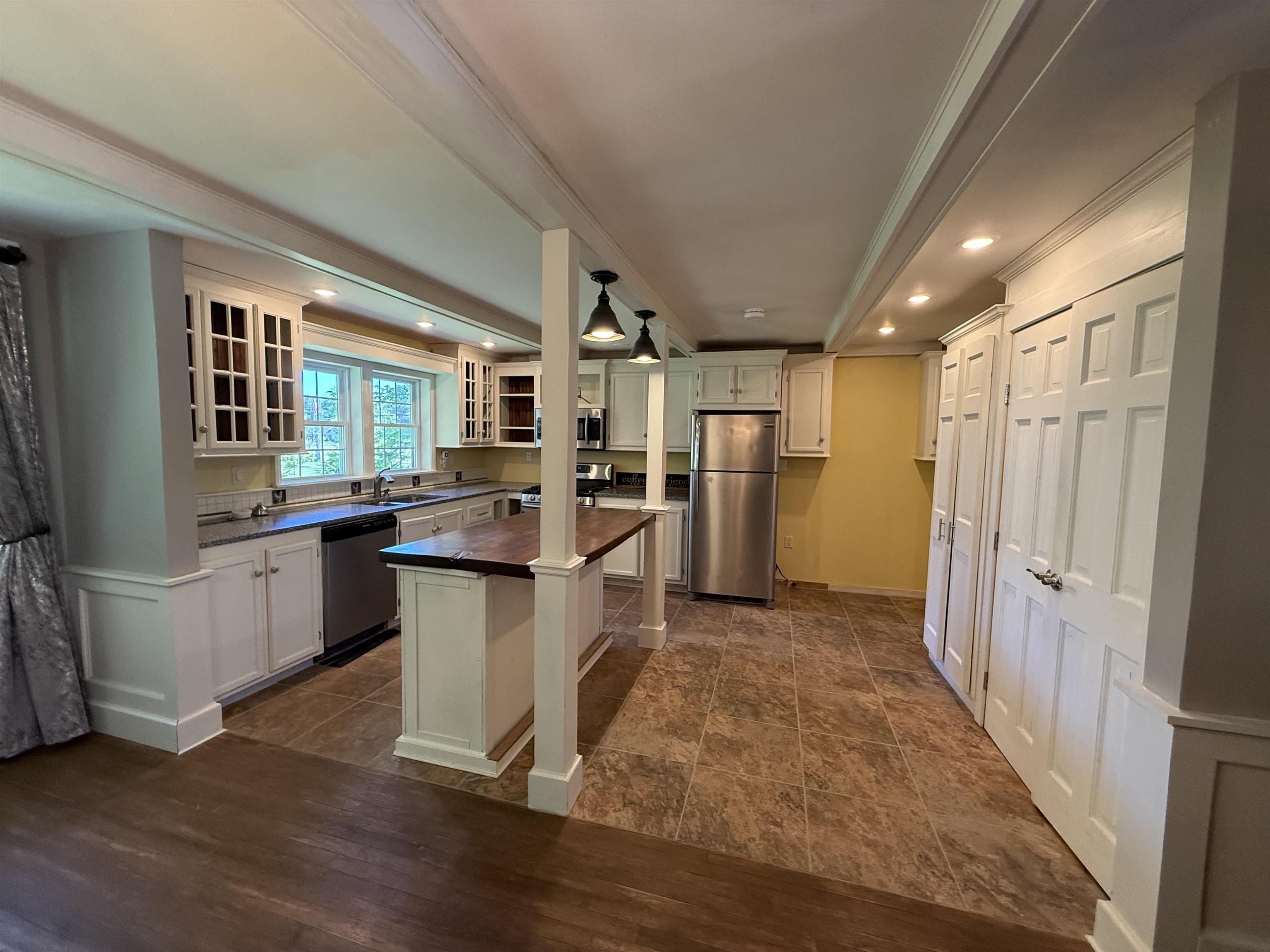 154B Main Street