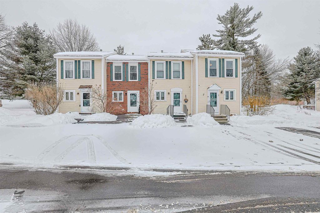 Photo of 76 Shelburne Road, Merrimack, NH 03054 (MLS # 5078000)